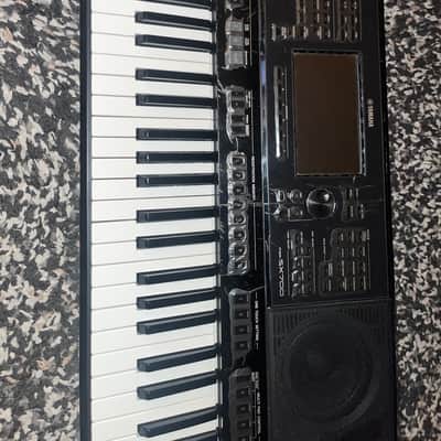 Yamaha PSR-SX700 61-Key Arranger Workstation 2019 - Present - Black image 11
