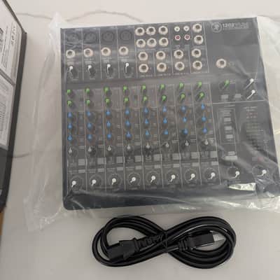 Mackie 1202VLZ4 12-Channel Mic / Line Mixer Brand New image 3