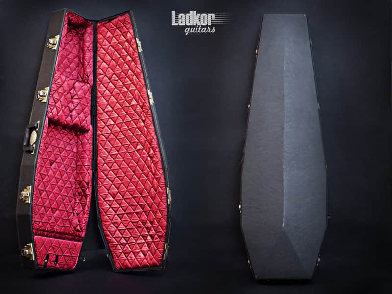 Coffin Universal Hardcase Black / Red case image 1