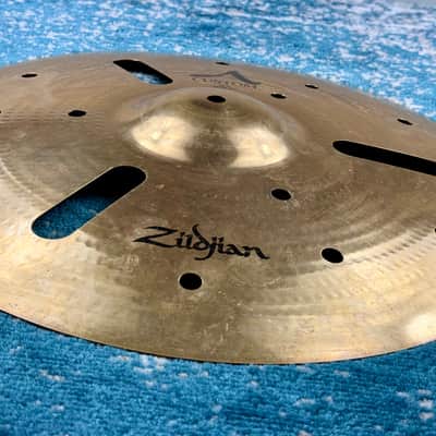 Don't pay £339!! 18" Zildjian A CUSTOM EFX Crash 1246g image 4