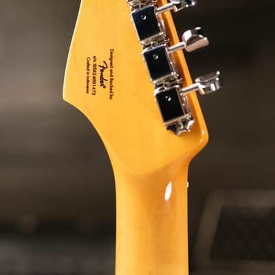 Squier Classic Vibe '50s Stratocaster Electric Guitar - White Blonde image 6