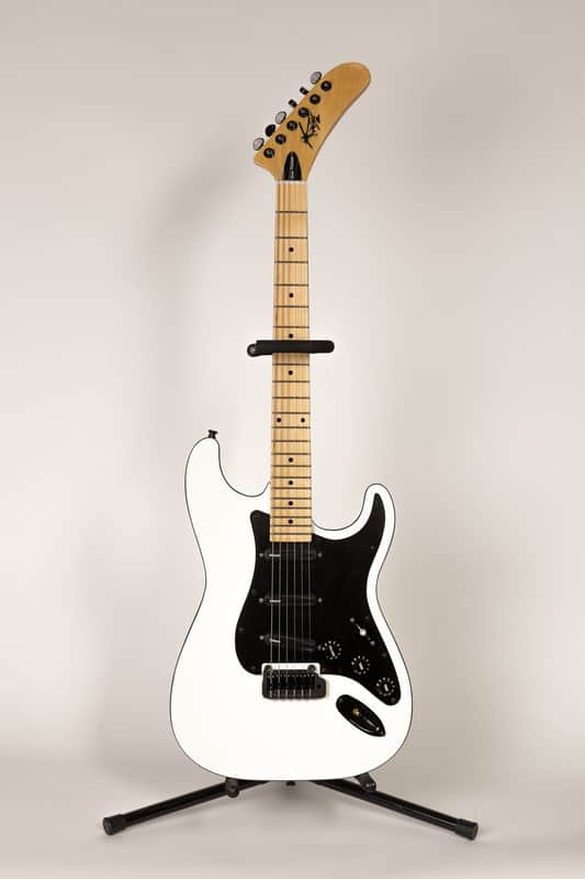 Kato Classic Premium 2024 - Crystal White image 1