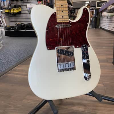 Fender Player II Modified Telecaster Maple Fingerboard Olympic Pearl 2025 - Present - Olympic Pearl with Gig Bag image 13