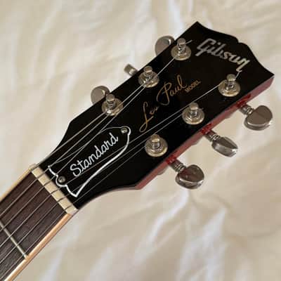 Gibson Les Paul Standard - Heritage Cherry Red - Eric Clapton, George Harrison "Lucy" Vibe - Free Pro Setup image 15