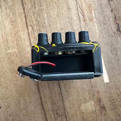 DOD FX33 Buzz Box 1994 - 1996 - Yellow image 3