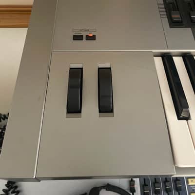 Yamaha Motif 6 Production Synthesizer 2000s - Gray image 5