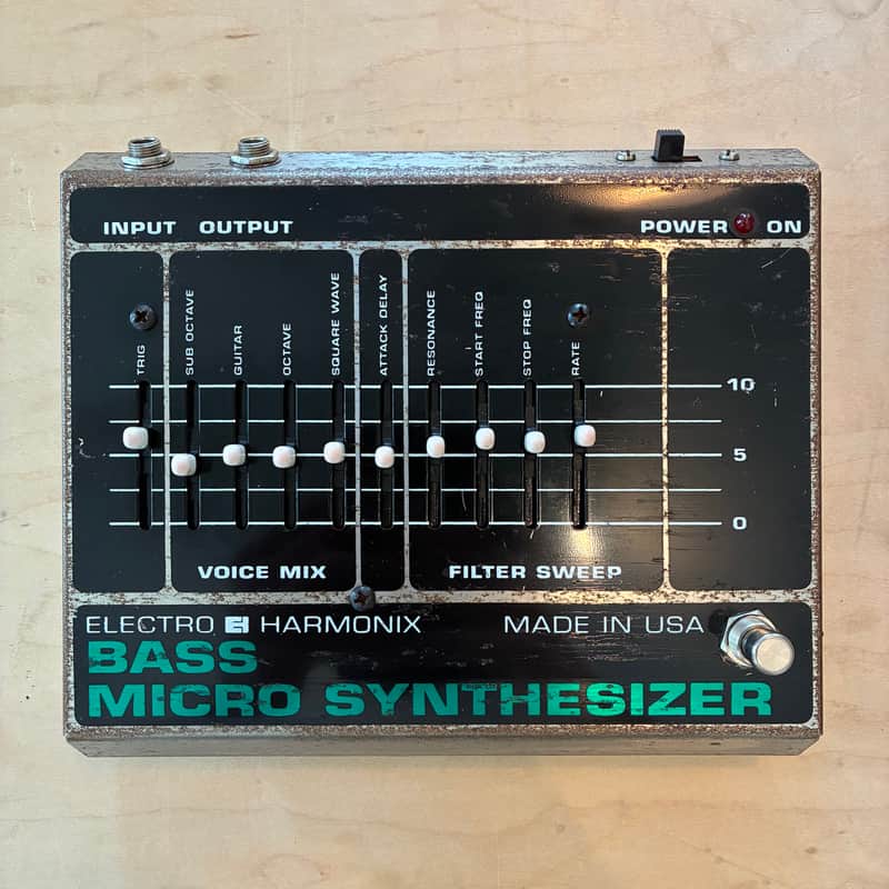Electro-Harmonix Bass Micro Synthesizer