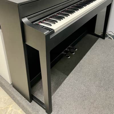 Yamaha CLAVINOVA CLP-545 BK image 1