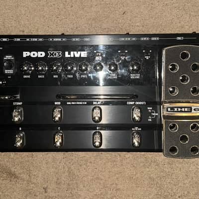 Line 6 POD X3 Live Multi-Effect and Amp Modeler 2007 - 2011 - Black image 1