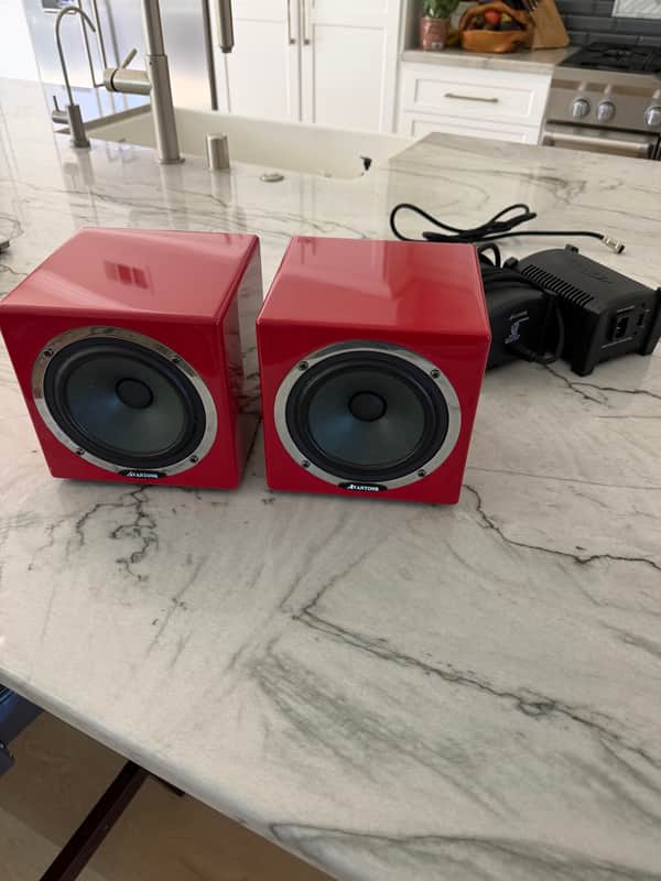 Avantone Pro Active MixCubes (Pair) 2014 - Present - Red image 1