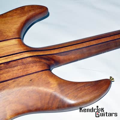 Peavey 1990s Unity Dyna Bass  ALL KOA image 10