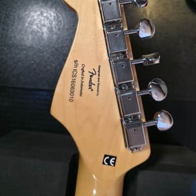 Squier Vintage Modified Surf Stratocaster 2012 - 2018 - Sonic Blue image 14
