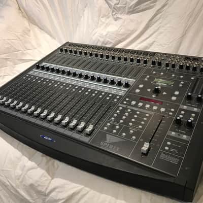 SoundCraft サウンドクラフト Digital328 デジタルミキサー File:Soundcraft Spirit Digital 328 Digital Mixer.jpg - Wikimedia