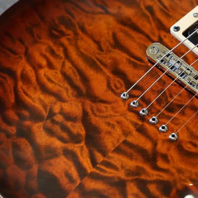 MINTY! Carvin California Carved Top CT-6 Double-Cut Electric Guitar Quilted Amber + COA OHSC image 6
