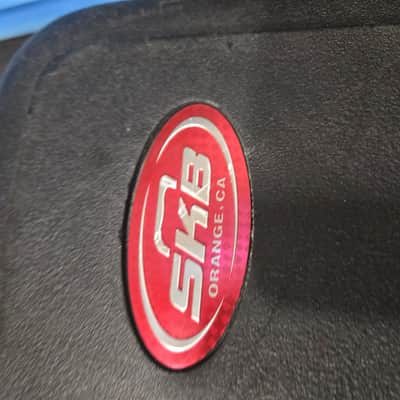 SKB Deluxe Acoustic Guitar Hard Case with Wheels image 21