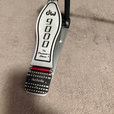 DW 9000 Series Double Bass Drum Pedal Newest Model with updated rim clamp and rubber bottom image 3