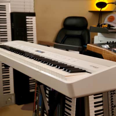 CERTIFIED!!! ROLAND FP90X WHITE STAGE/HOME PIANO SERVICED IN AMAZING CONDITION!!! image 3