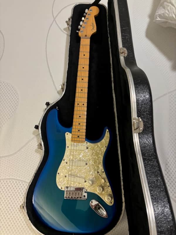 Fender Strat Plus Deluxe Electric Guitar