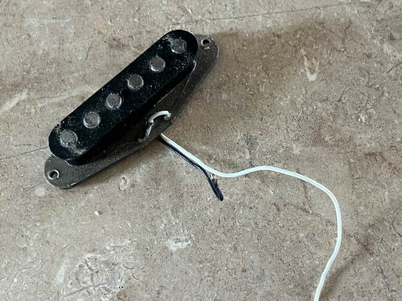 1976 Fender Stratocaster guitar pickup image 1