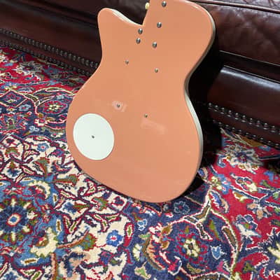 Danelectro '56 U-2 Reissue 1998 - 2004 - Coral image 5