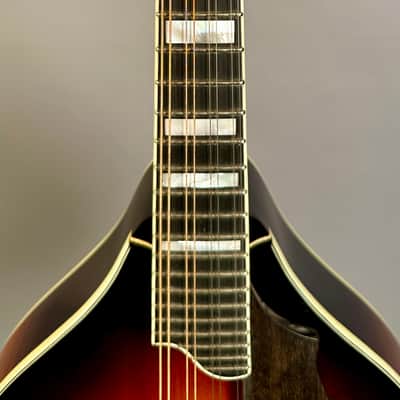 Eastman MD605-SB Sunburst Acoustic-Electric Mandolin image 7