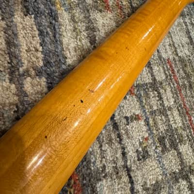 Gibson Victory Standard Bass 1981 - 1985 - Candy Apple Red image 18