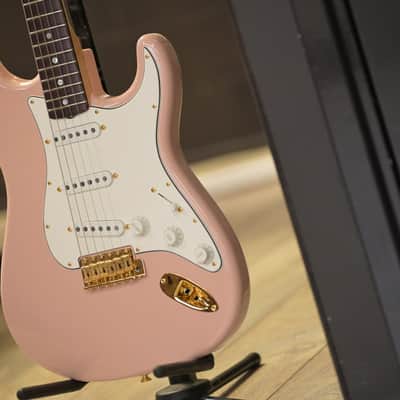 Fender Custom Shop Masterbuilt Dennis Galuszka 1965 Stratocaster NOS - Shell Pink image 3