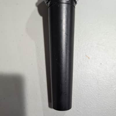 Digital Reference DRV100 Dynamic Cardioid Handheld Microphone 2010s - Black image 1