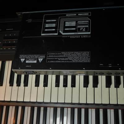 Yamaha FS1R FM Tone Generator 1998 - Silver - Excellent Condition image 3