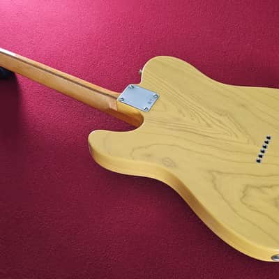 Fender American Vintage '52 Telecaster 1998, Stereophonics Signed image 5
