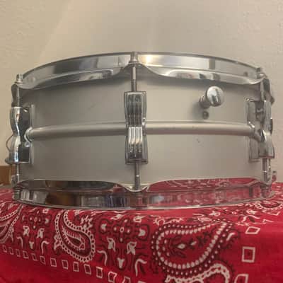 Ludwig No. 404 Acrolite 5x14" 8-Lug Aluminum Snare Drum with Pointed Blue/Olive Badge 1969 - 1979 - Matte Aluminum image 6