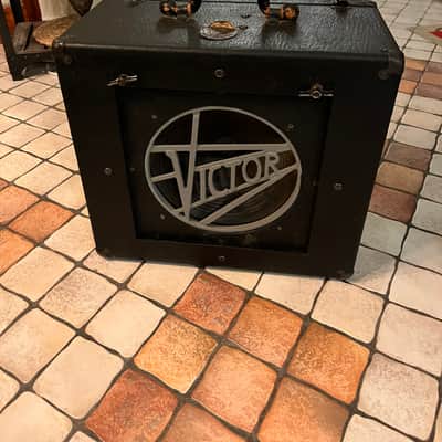 Shipping from the EU - RCA Victor Picture/film projector speaker cabinet 1940s - Black image 2