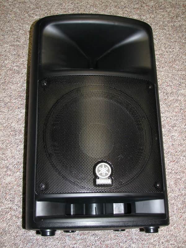 Yamaha MSR400 Black Powered Speakers (Pair) | Reverb