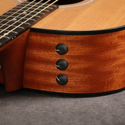 Taylor 114e Grand Auditorium Electro Acoustic - Natural - 2nd Hand (166618) image 13
