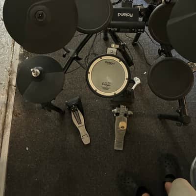 Roland TD-4KP V-Drum Kit 2010s - Black image 2