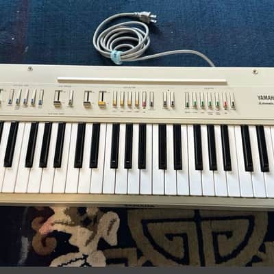 Yamaha PS-20 Automatic Bass Chord System 1981 - White