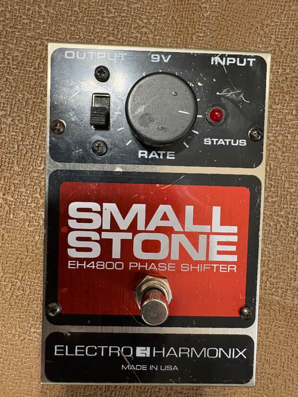 Electro-Harmonix Small Stone EH4800 Phase Shifter | Reverb
