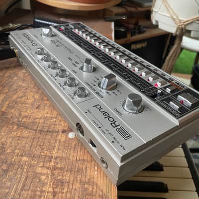Roland TR-606 Drumatix plus Roland Silver Case & PSU image 5