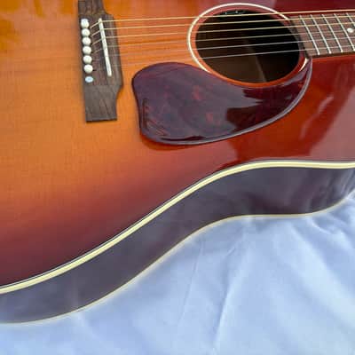 Gibson J45 Cherryburst LTD 2016 - Cherryburst image 6