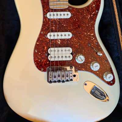 Fender USA American Deluxe Stratocaster N3 Ash Aged Cherry Burst