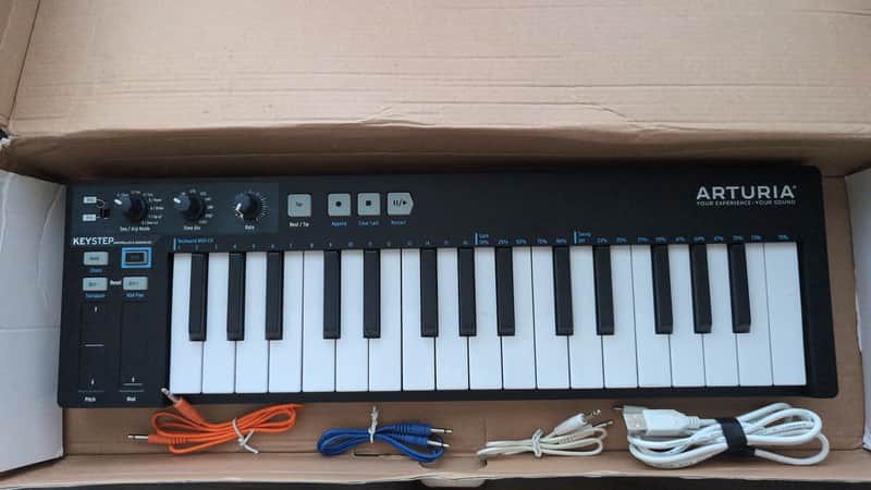 Immagine Arturia KeyStep 32-Key MIDI Controller 2019 - Present Black - 1