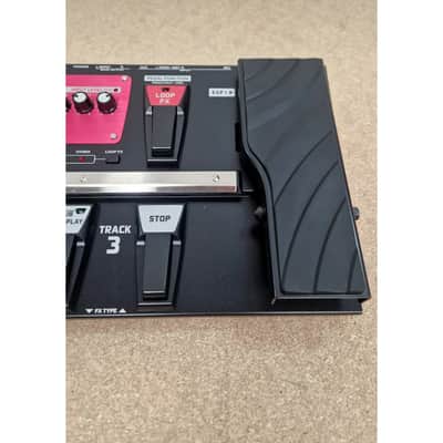 Boss RC-300 - Multi-Effects Pedals - Excellent w/ Soft Case & power supply image 5