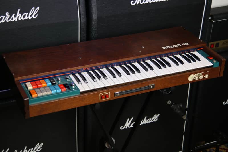 Immagine (Video) *Serviced* Rare GEM Rodeo 49 Vintage Combo Organ & Rhythm Preset Drum Machine w/Built-in Speaker | Italian Analog Synth Synthesiser Transistor Galanti Keyboard from 70s - 1