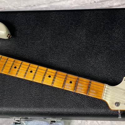 NEW! Fender Custom Shop Special Run '69 Stratocaster Journeyman Relic - Handwound P/U's - Aged Frost White Pearl - Reverse Headstock - 8lbs - Authorized Dealer - SUPER RARE! G07472 image 5
