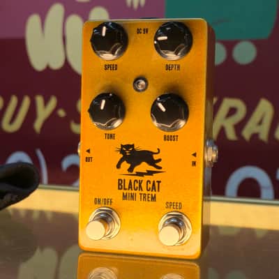 Black Cat Mini-Trem 2010s - Gold image 3