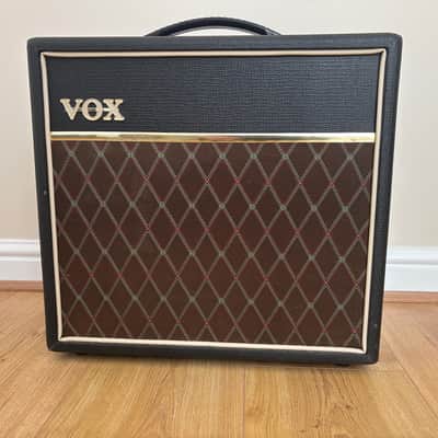 Vox Pathfinder 15R V9168R 15-Watt 1x8" Guitar Combo