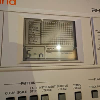 Roland TR-707 Rhythm Composer 1985 - White image 4
