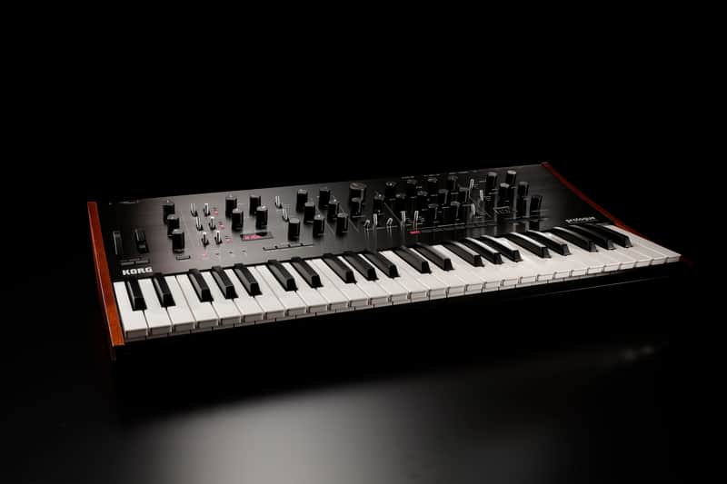 Korg Prologue 8 Polyphonic 49-Key 8-Voice Analog Synthesizer image 6