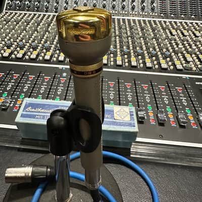 AKG/Telefunken D 19 B Cardioid Dynamic Microphone 1960s - Gold/Gray image 5
