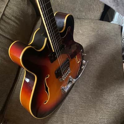 Mosrite Celebrity 1 1972 - Sundurst image 12